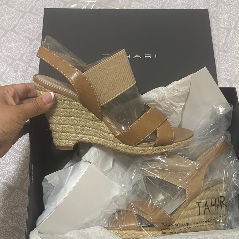 Tahari Tan Wedge Shoes Minimalist Design